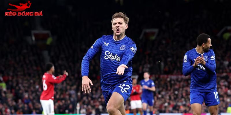 Everton vs Man United kình địch kéo dài hàng thập kỷ